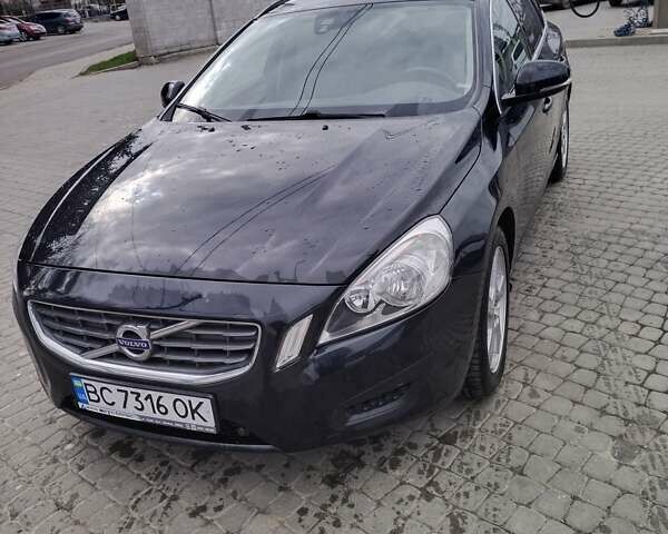 Черный Вольво B60, объемом двигателя 1.56 л и пробегом 222 тыс. км за 11500 $, фото 1 на Automoto.ua