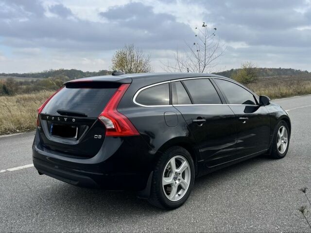 Черный Вольво B60, объемом двигателя 2 л и пробегом 223 тыс. км за 11500 $, фото 5 на Automoto.ua