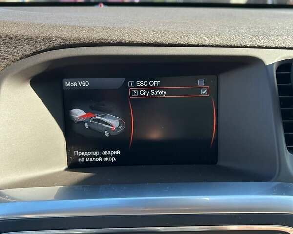 Черный Вольво B60, объемом двигателя 1.99 л и пробегом 266 тыс. км за 11111 $, фото 20 на Automoto.ua