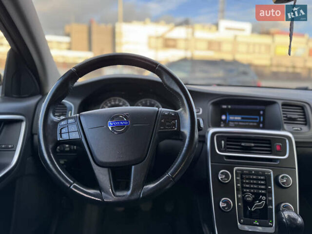 Чорний Вольво B60, об'ємом двигуна 1.6 л та пробігом 198 тис. км за 11300 $, фото 44 на Automoto.ua