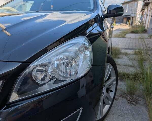 Чорний Вольво B60, об'ємом двигуна 1.56 л та пробігом 231 тис. км за 10500 $, фото 3 на Automoto.ua