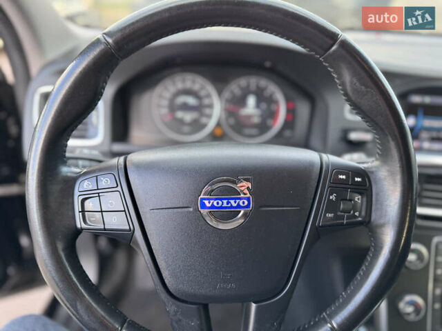 Чорний Вольво B60, об'ємом двигуна 1.6 л та пробігом 198 тис. км за 11300 $, фото 45 на Automoto.ua