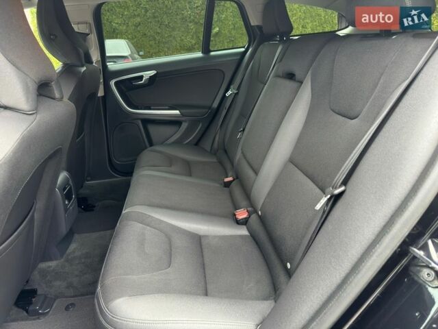 Чорний Вольво B60, об'ємом двигуна 1.6 л та пробігом 207 тис. км за 10900 $, фото 43 на Automoto.ua