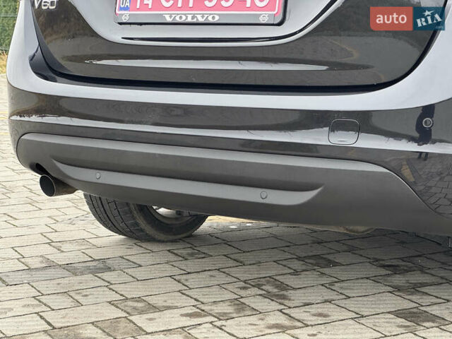 Чорний Вольво B60, об'ємом двигуна 1.6 л та пробігом 214 тис. км за 10499 $, фото 78 на Automoto.ua