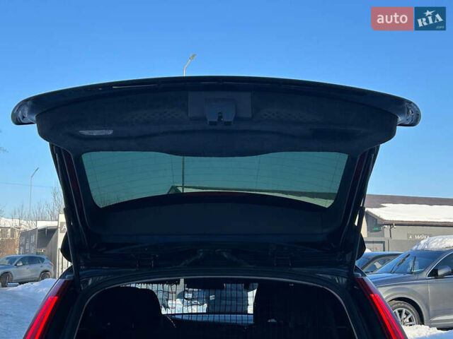 Чорний Вольво B60, об'ємом двигуна 1.56 л та пробігом 280 тис. км за 8900 $, фото 15 на Automoto.ua