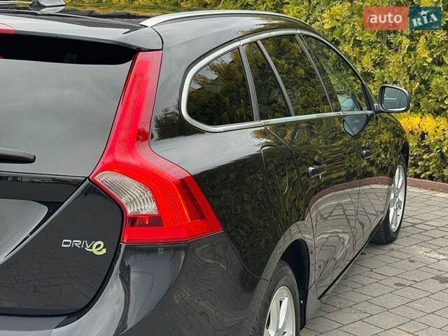 Черный Вольво B60, объемом двигателя 1.6 л и пробегом 207 тыс. км за 10450 $, фото 145 на Automoto.ua
