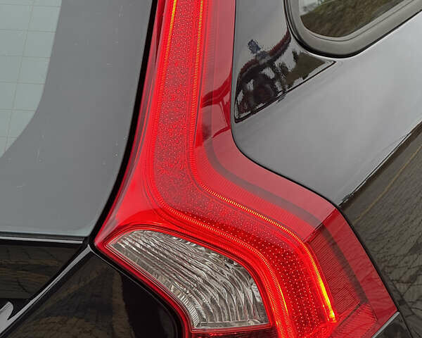 Чорний Вольво B60, об'ємом двигуна 1.6 л та пробігом 214 тис. км за 10499 $, фото 94 на Automoto.ua