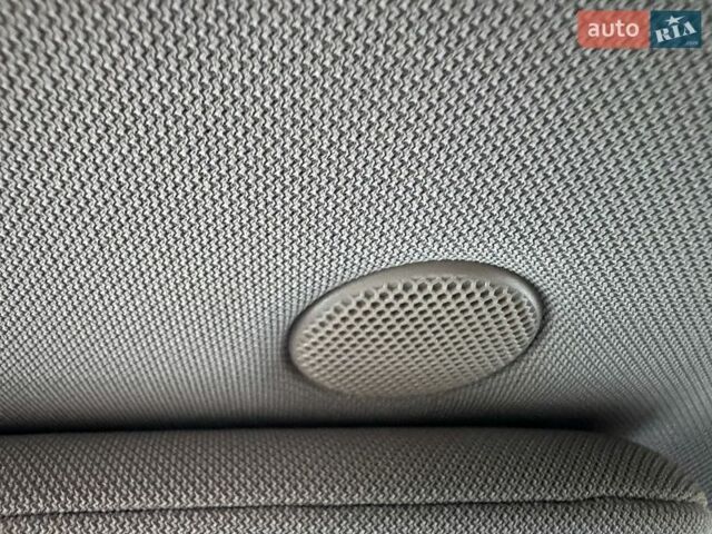 Черный Вольво B60, объемом двигателя 1.6 л и пробегом 207 тыс. км за 10450 $, фото 90 на Automoto.ua