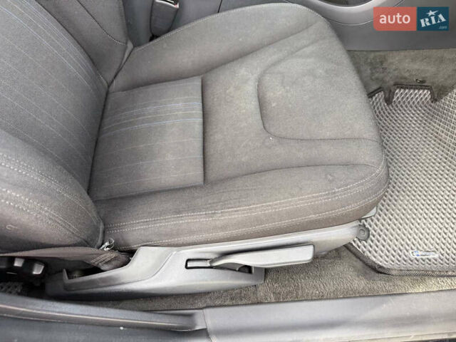 Черный Вольво B60, объемом двигателя 1.56 л и пробегом 281 тыс. км за 8900 $, фото 55 на Automoto.ua