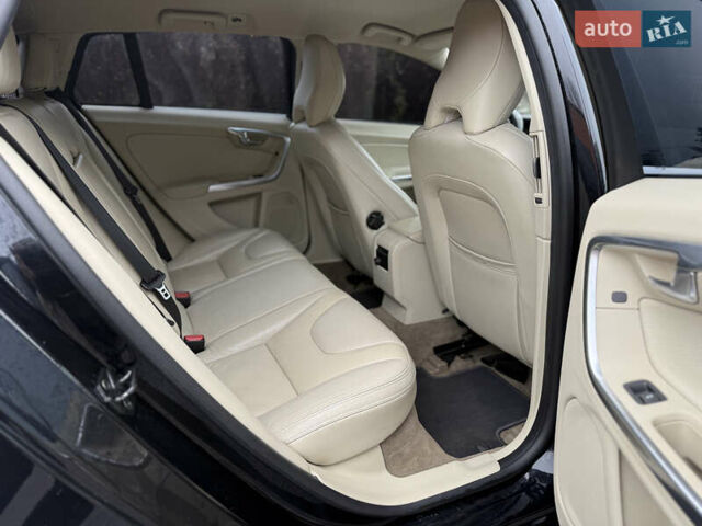 Чорний Вольво B60, об'ємом двигуна 2 л та пробігом 226 тис. км за 11200 $, фото 30 на Automoto.ua