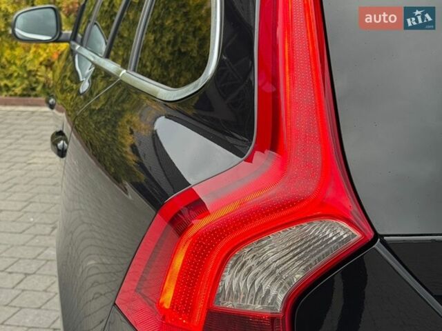 Черный Вольво B60, объемом двигателя 1.6 л и пробегом 207 тыс. км за 10850 $, фото 92 на Automoto.ua