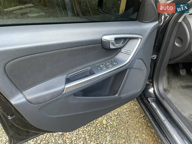 Чорний Вольво B60, об'ємом двигуна 1.56 л та пробігом 279 тис. км за 9500 $, фото 52 на Automoto.ua