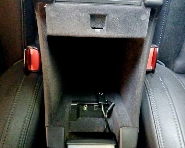 Чорний Вольво B60, об'ємом двигуна 1.6 л та пробігом 247 тис. км за 10750 $, фото 73 на Automoto.ua