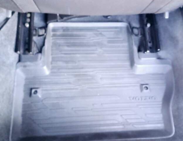 Чорний Вольво B60, об'ємом двигуна 1.6 л та пробігом 247 тис. км за 10750 $, фото 102 на Automoto.ua