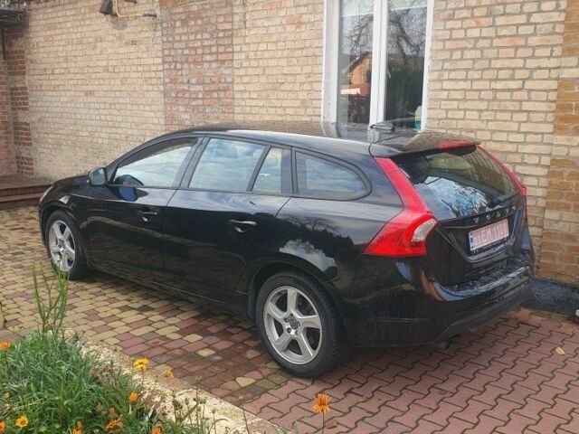 Черный Вольво B60, объемом двигателя 1.6 л и пробегом 290 тыс. км за 9900 $, фото 14 на Automoto.ua
