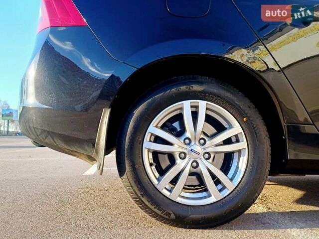 Чорний Вольво B60, об'ємом двигуна 1.6 л та пробігом 247 тис. км за 10750 $, фото 123 на Automoto.ua