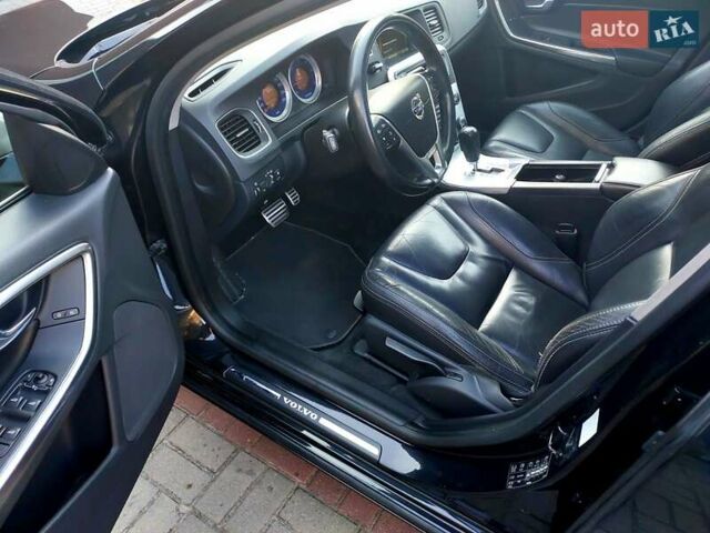 Черный Вольво B60, объемом двигателя 1.98 л и пробегом 272 тыс. км за 11777 $, фото 18 на Automoto.ua
