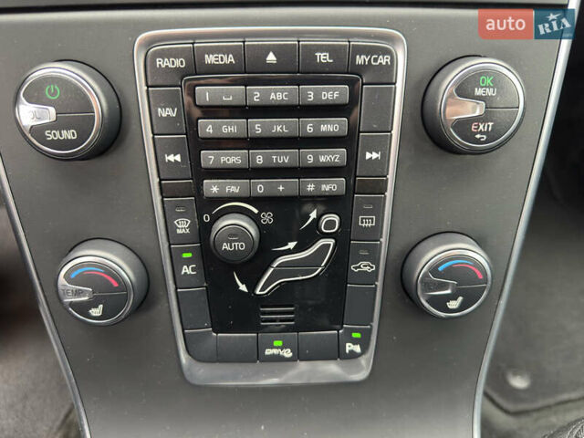 Черный Вольво B60, объемом двигателя 1.6 л и пробегом 214 тыс. км за 10499 $, фото 42 на Automoto.ua