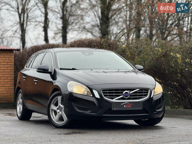 Чорний Вольво B60, об'ємом двигуна 2 л та пробігом 226 тис. км за 11200 $, фото 1 на Automoto.ua