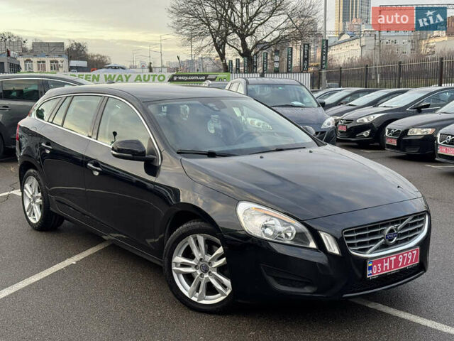 Черный Вольво B60, объемом двигателя 1.98 л и пробегом 235 тыс. км за 13000 $, фото 12 на Automoto.ua