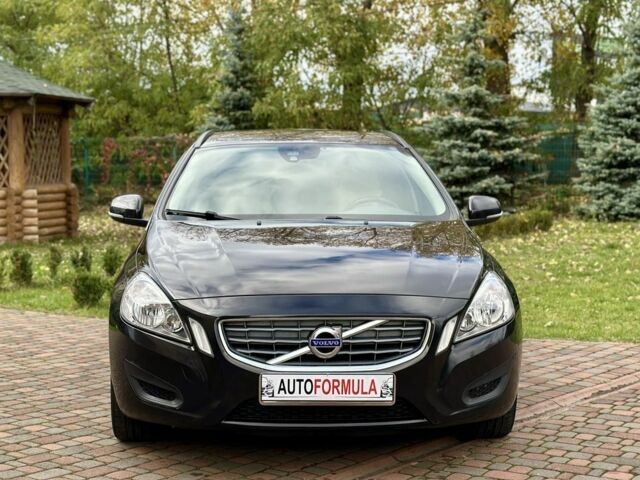 Черный Вольво B60, объемом двигателя 1.6 л и пробегом 244 тыс. км за 11990 $, фото 1 на Automoto.ua