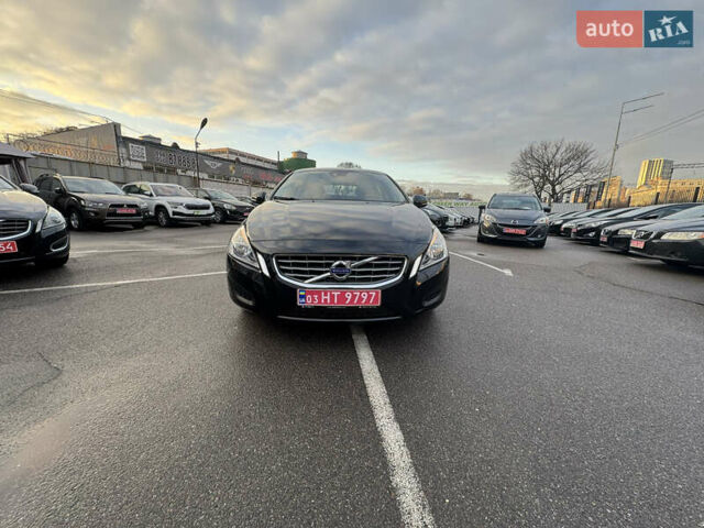 Черный Вольво B60, объемом двигателя 1.98 л и пробегом 235 тыс. км за 13000 $, фото 45 на Automoto.ua