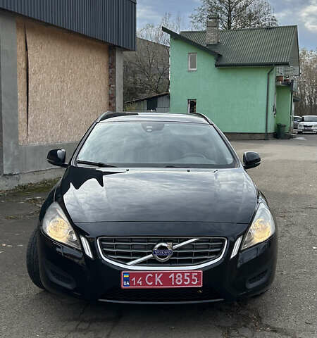 Черный Вольво B60, объемом двигателя 1.6 л и пробегом 270 тыс. км за 9600 $, фото 10 на Automoto.ua