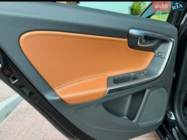 Черный Вольво B60, объемом двигателя 1.99 л и пробегом 225 тыс. км за 13300 $, фото 7 на Automoto.ua