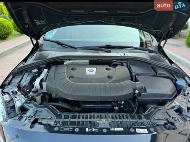 Черный Вольво B60, объемом двигателя 1.99 л и пробегом 225 тыс. км за 13300 $, фото 18 на Automoto.ua