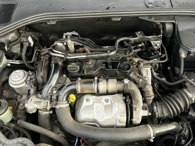 Чорний Вольво B60, об'ємом двигуна 1.6 л та пробігом 271 тис. км за 11200 $, фото 18 на Automoto.ua