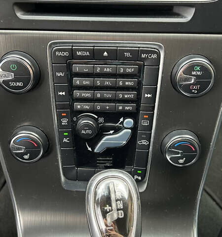 Черный Вольво B60, объемом двигателя 1.6 л и пробегом 270 тыс. км за 9600 $, фото 26 на Automoto.ua