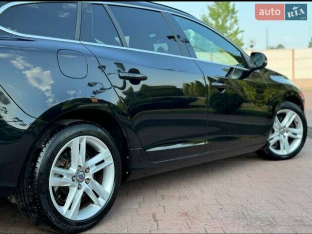 Черный Вольво B60, объемом двигателя 1.99 л и пробегом 225 тыс. км за 13300 $, фото 4 на Automoto.ua