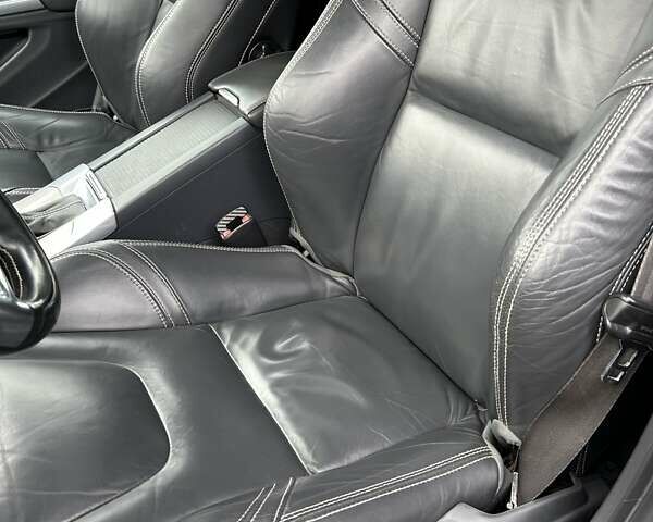 Черный Вольво B60, объемом двигателя 2.4 л и пробегом 254 тыс. км за 13999 $, фото 19 на Automoto.ua