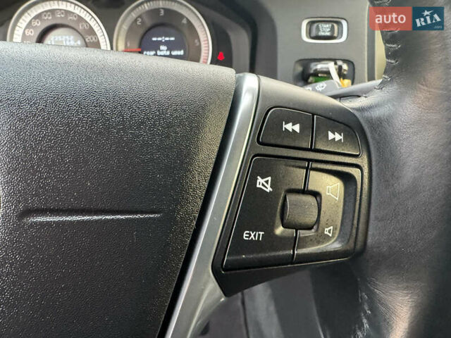 Черный Вольво B60, объемом двигателя 1.98 л и пробегом 235 тыс. км за 13000 $, фото 37 на Automoto.ua