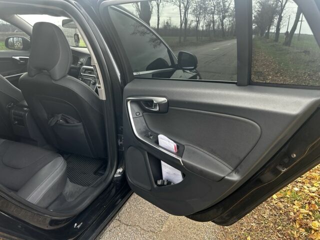 Чорний Вольво B60, об'ємом двигуна 1.6 л та пробігом 271 тис. км за 11200 $, фото 9 на Automoto.ua