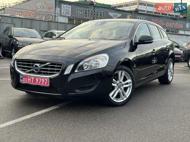 Черный Вольво B60, объемом двигателя 1.98 л и пробегом 235 тыс. км за 13000 $, фото 7 на Automoto.ua