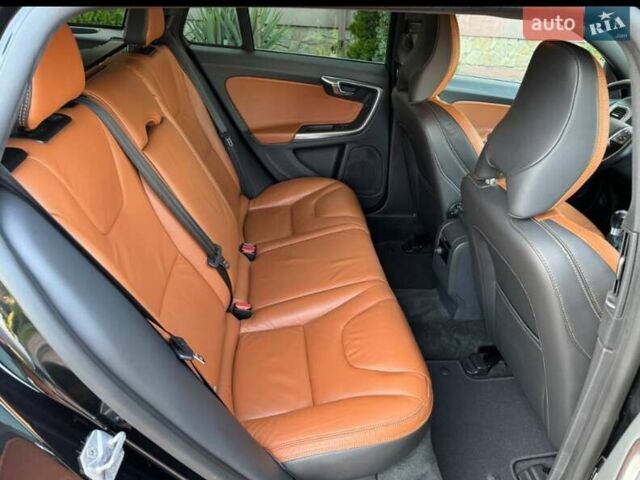 Черный Вольво B60, объемом двигателя 1.99 л и пробегом 225 тыс. км за 13300 $, фото 6 на Automoto.ua