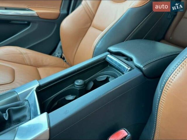 Черный Вольво B60, объемом двигателя 1.99 л и пробегом 225 тыс. км за 13300 $, фото 20 на Automoto.ua