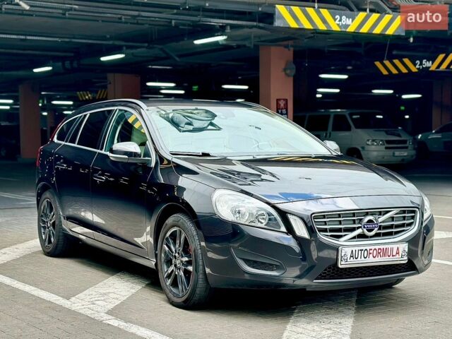 Черный Вольво B60, объемом двигателя 1.56 л и пробегом 240 тыс. км за 10990 $, фото 3 на Automoto.ua
