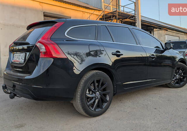 Черный Вольво B60, объемом двигателя 1.56 л и пробегом 270 тыс. км за 13700 $, фото 3 на Automoto.ua