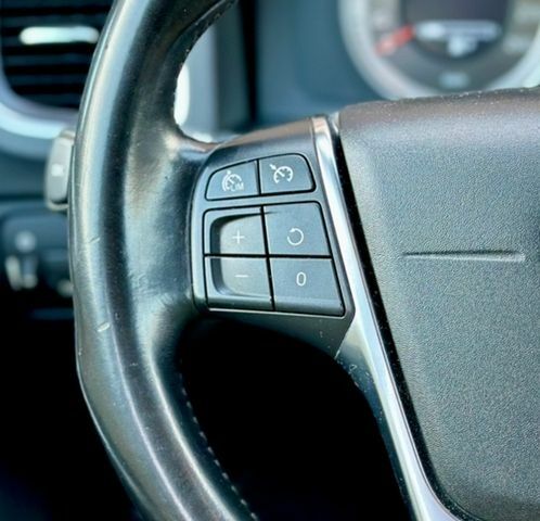 Черный Вольво B60, объемом двигателя 1.56 л и пробегом 240 тыс. км за 10990 $, фото 25 на Automoto.ua
