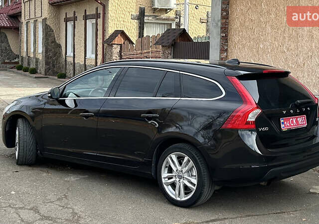 Чорний Вольво B60, об'ємом двигуна 1.6 л та пробігом 270 тис. км за 9600 $, фото 3 на Automoto.ua