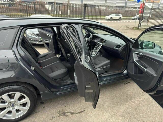 Черный Вольво B60, объемом двигателя 2 л и пробегом 243 тыс. км за 14500 $, фото 15 на Automoto.ua