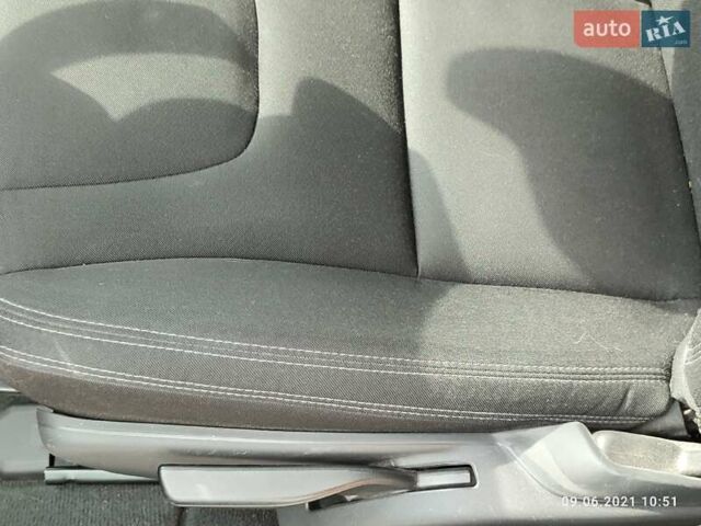 Черный Вольво B60, объемом двигателя 1.6 л и пробегом 210 тыс. км за 12900 $, фото 30 на Automoto.ua