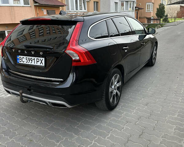 Черный Вольво B60, объемом двигателя 2.4 л и пробегом 340 тыс. км за 12300 $, фото 12 на Automoto.ua