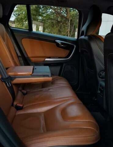 Чорний Вольво B60, об'ємом двигуна 2.4 л та пробігом 315 тис. км за 16400 $, фото 8 на Automoto.ua