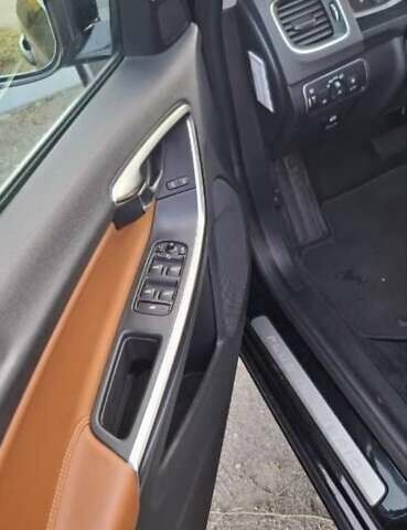 Чорний Вольво B60, об'ємом двигуна 2.4 л та пробігом 315 тис. км за 16400 $, фото 5 на Automoto.ua