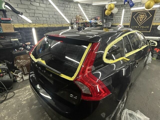 Черный Вольво B60, объемом двигателя 2 л и пробегом 188 тыс. км за 370 $, фото 12 на Automoto.ua