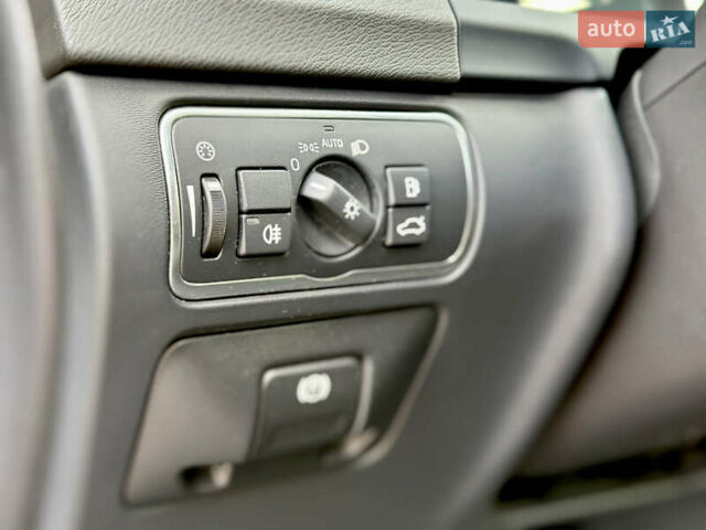 Чорний Вольво B60, об'ємом двигуна 2.4 л та пробігом 230 тис. км за 14990 $, фото 23 на Automoto.ua