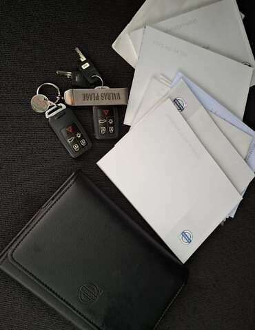 Чорний Вольво B60, об'ємом двигуна 2.4 л та пробігом 315 тис. км за 16400 $, фото 19 на Automoto.ua